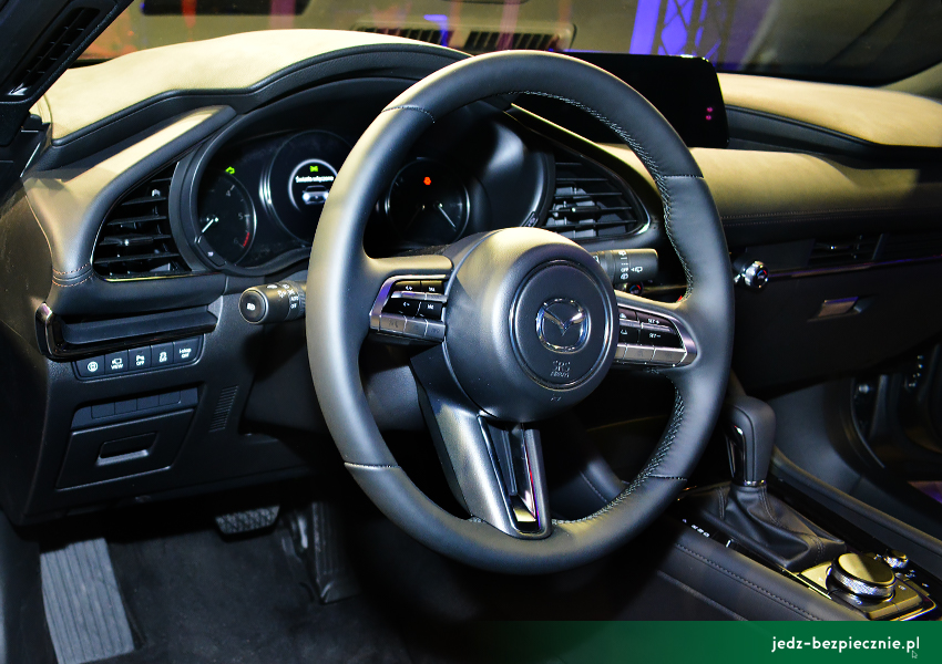 SALON SAMOCHODOWY | Premiery - Nowa Mazda 3 już w Polsce | Mazda 3 IV
